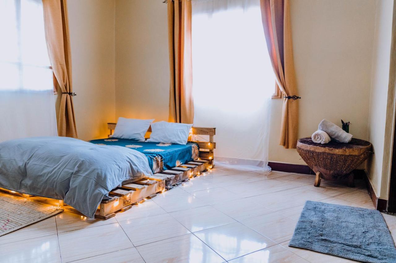 Mkoani Homestay โมชิ ภายนอก รูปภาพ