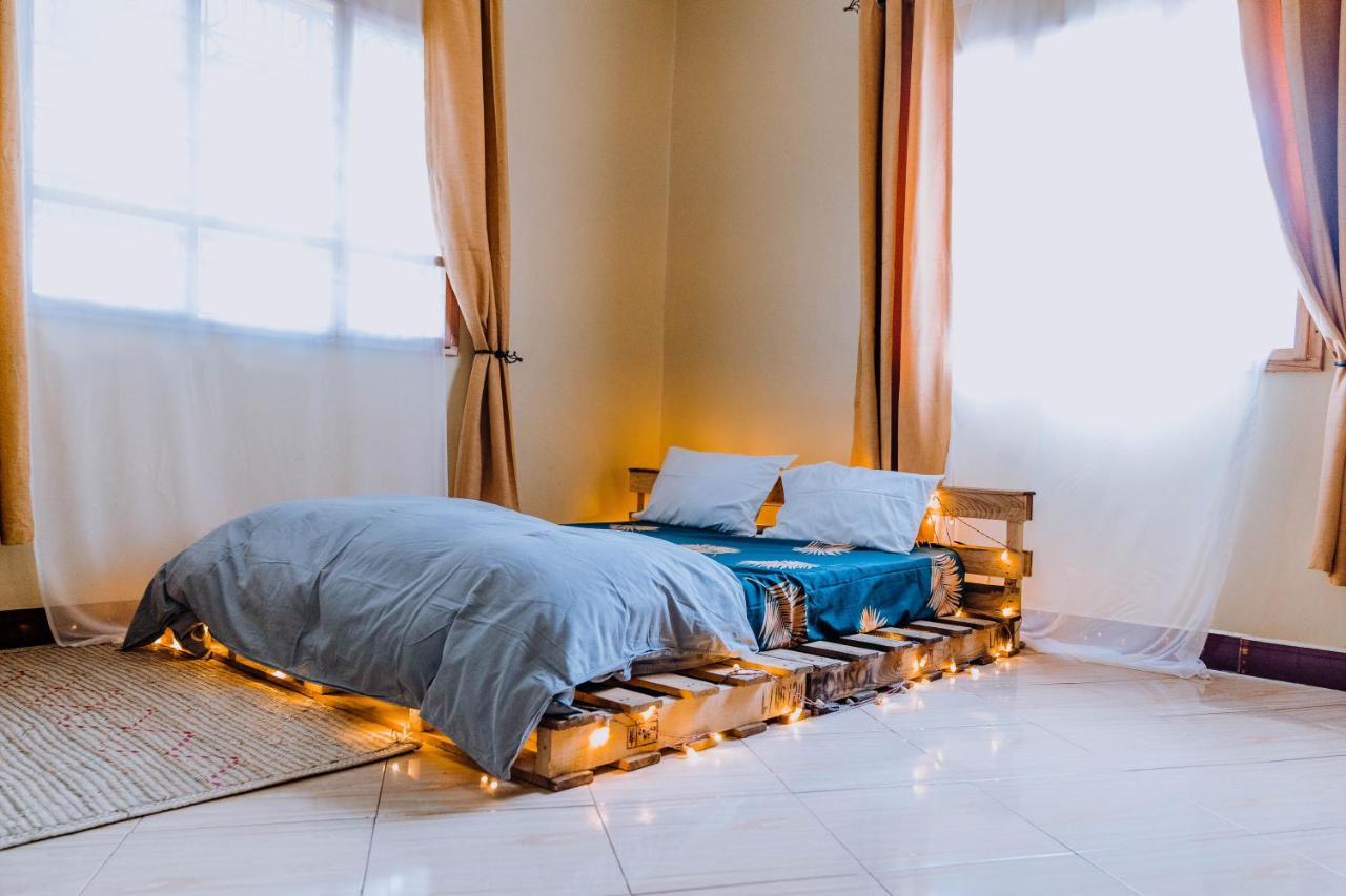 Mkoani Homestay โมชิ ภายนอก รูปภาพ