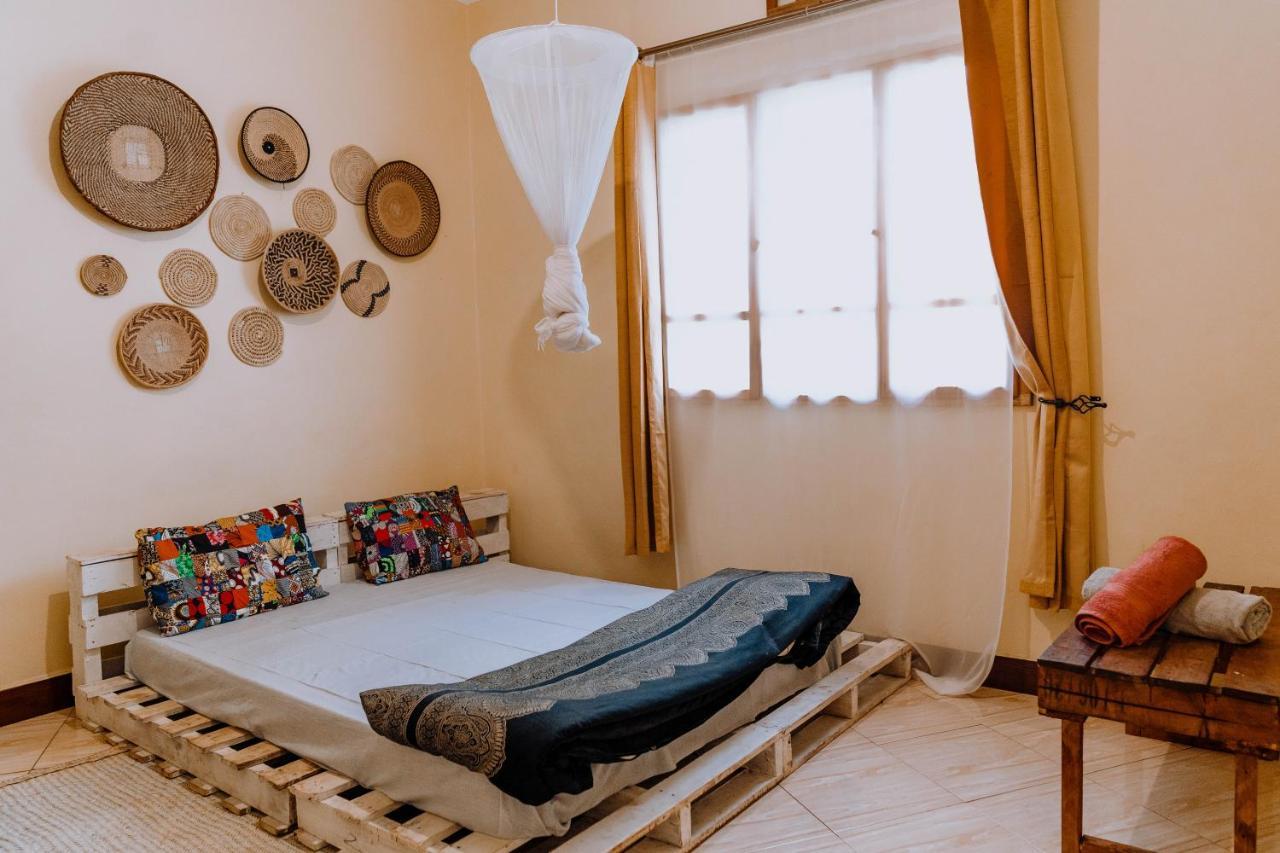 Mkoani Homestay โมชิ ภายนอก รูปภาพ