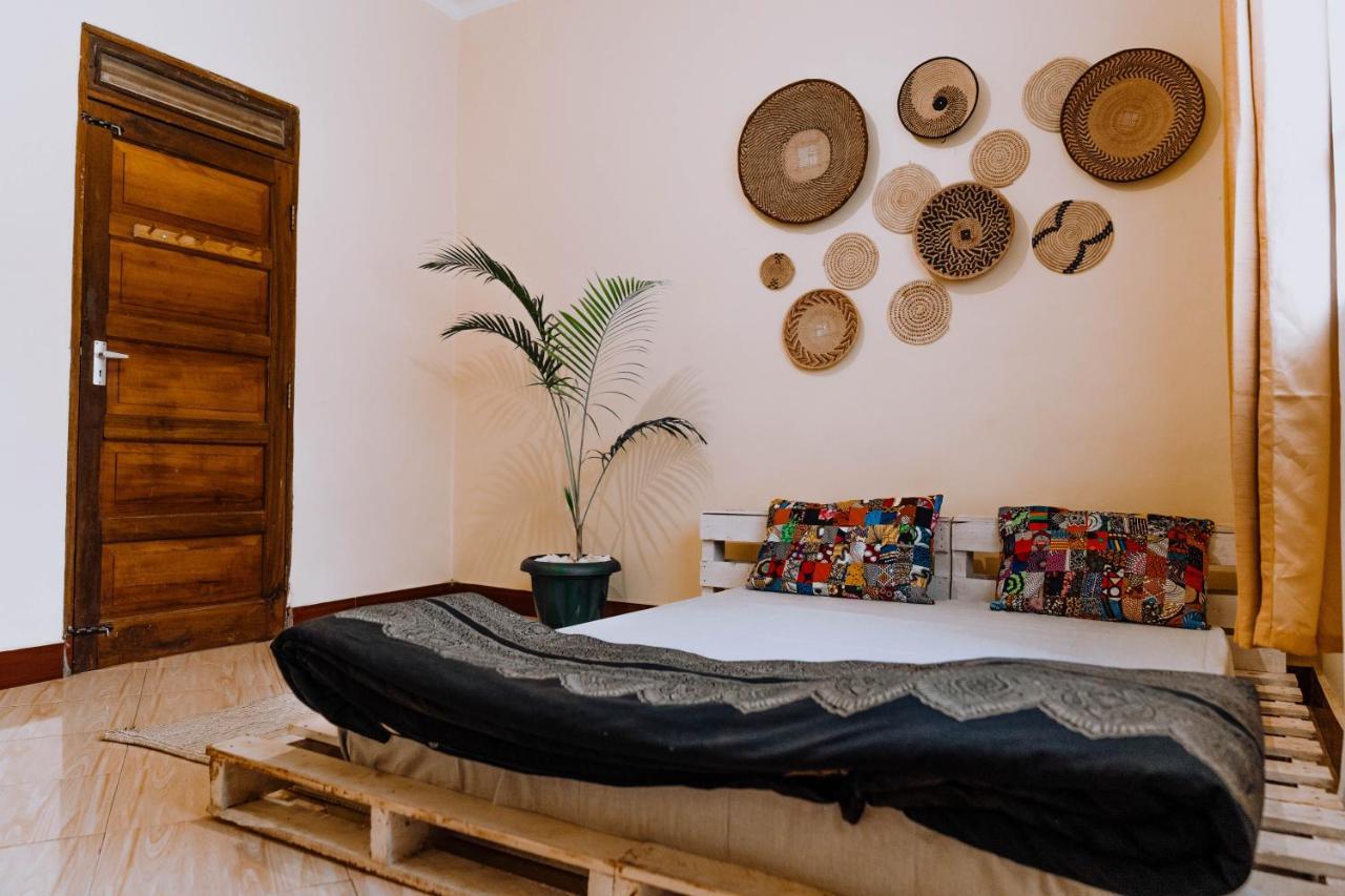 Mkoani Homestay โมชิ ภายนอก รูปภาพ