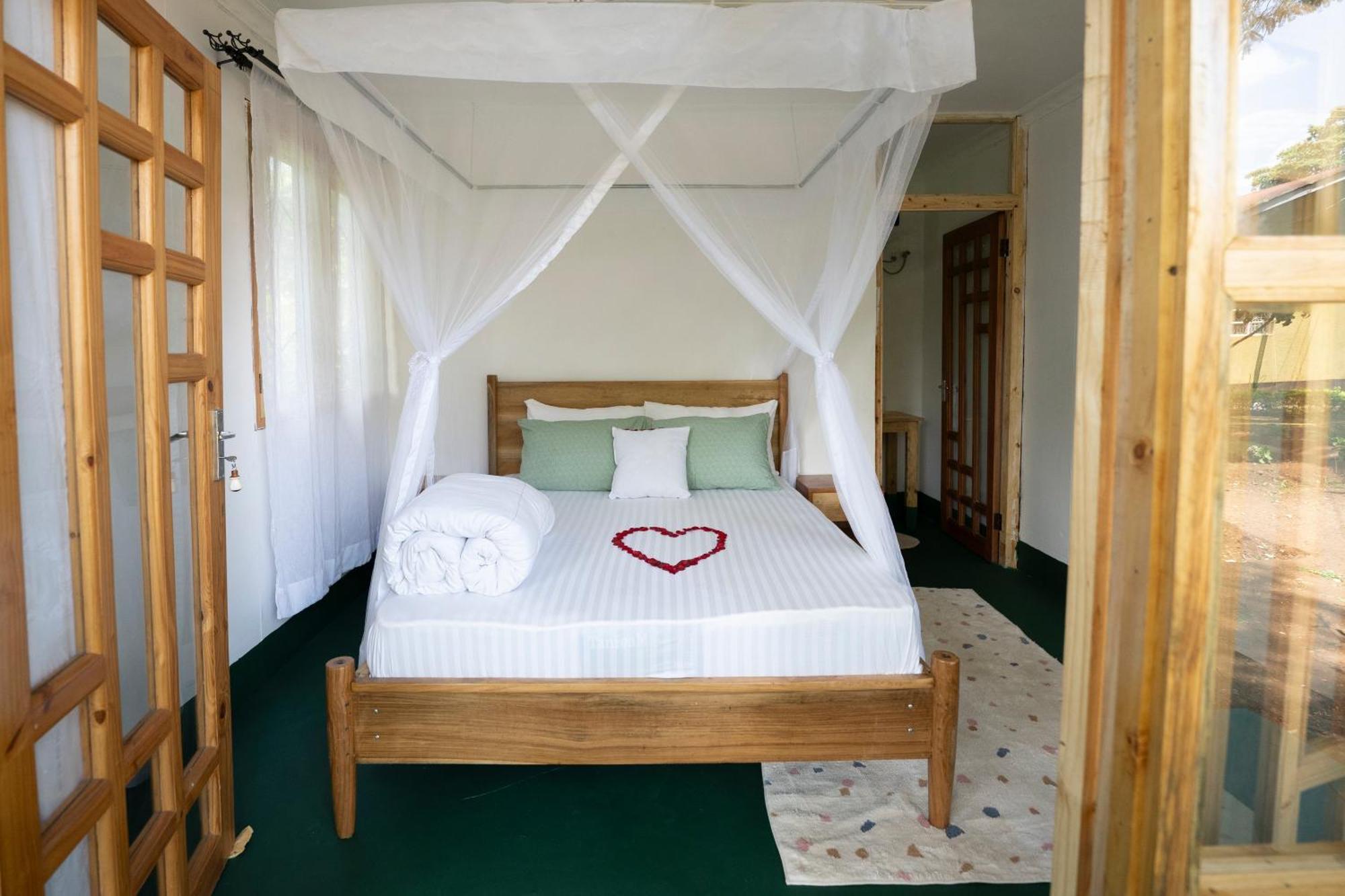 Mkoani Homestay โมชิ ภายนอก รูปภาพ